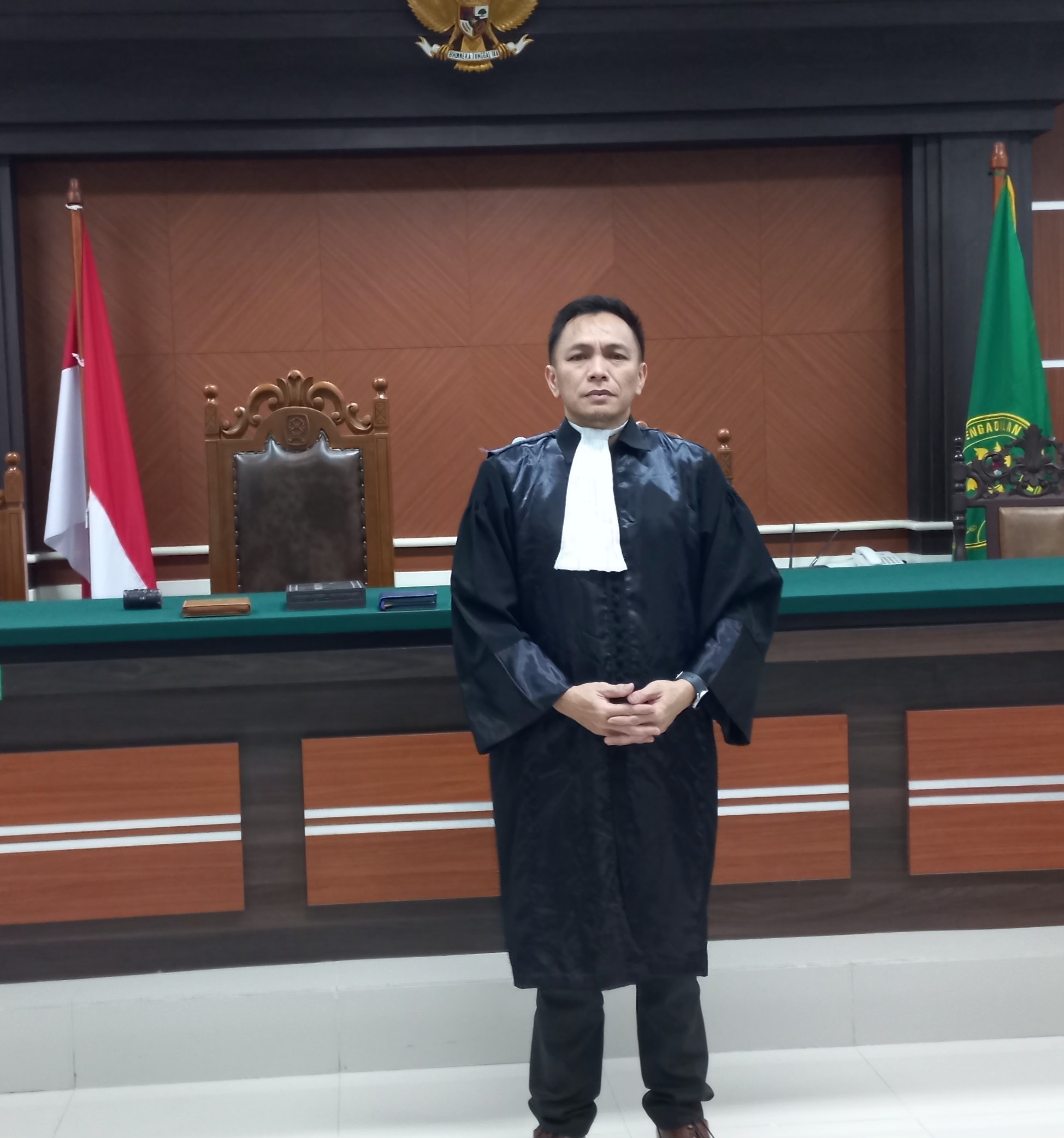 Advokat Rolly Toreh bersama 33  Advokat dari 29 Provinsi Ajukan Uji Materi KUHAP ke Mahkamah Konstitusi: Soroti Kepastian Kedudukan Advokat